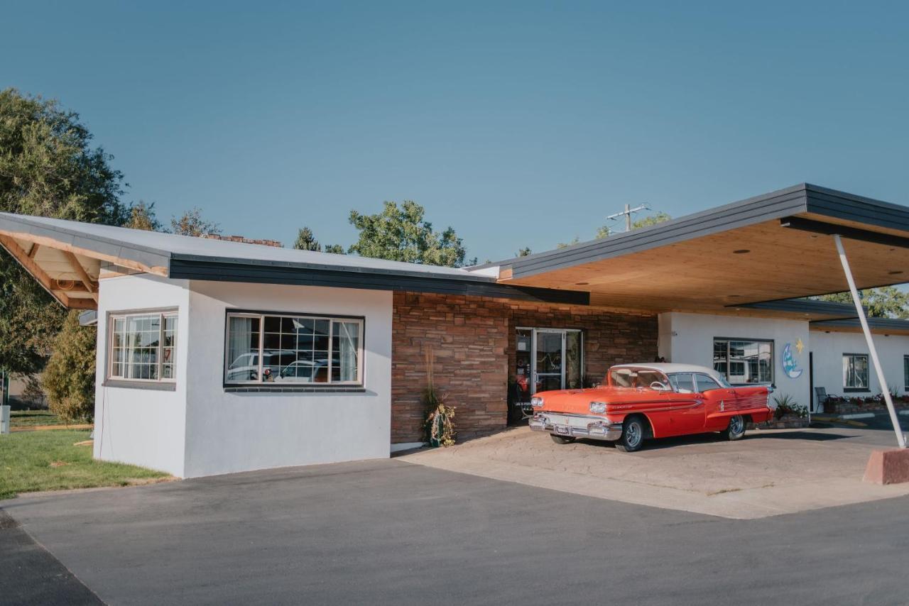 Sapphire Motel Midtown Боузман Екстериор снимка