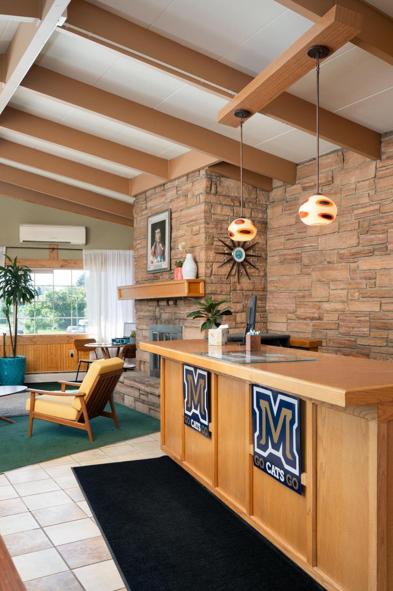 Sapphire Motel Midtown Боузман Екстериор снимка