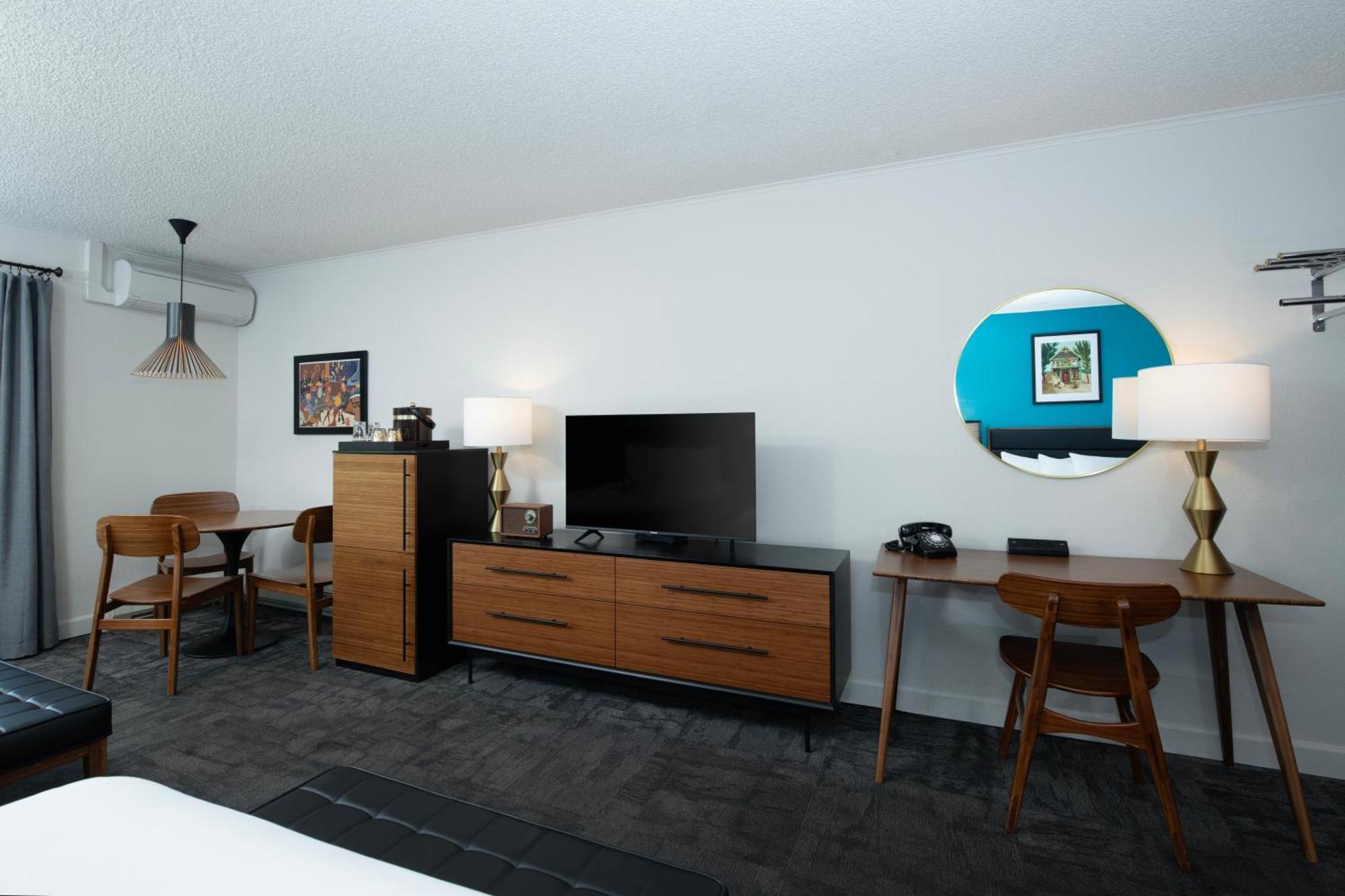 Sapphire Motel Midtown Боузман Екстериор снимка
